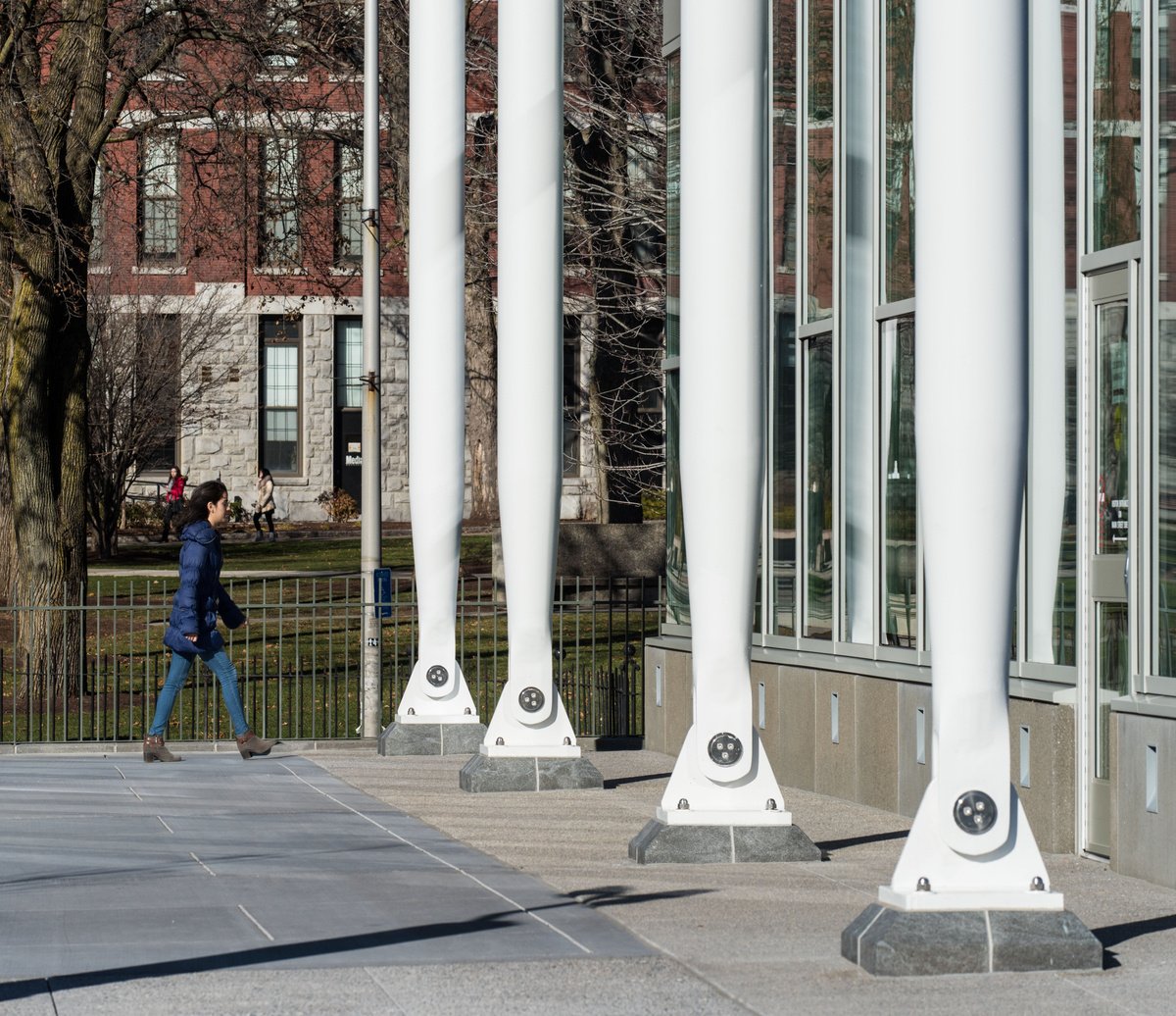 Clark University Alumni and Student Engagement Center